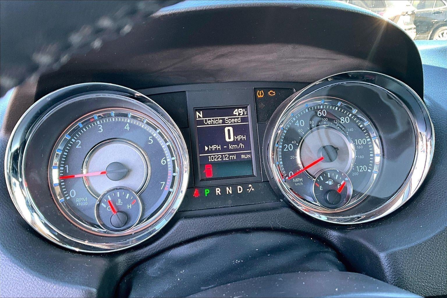 2016 Chrysler Town & Country Touring