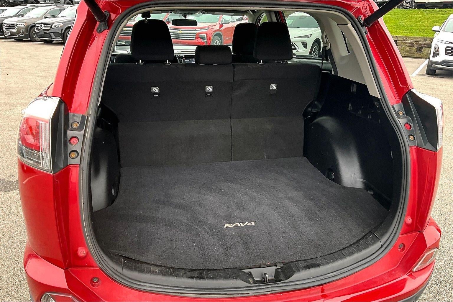 2016 Toyota RAV4 XLE