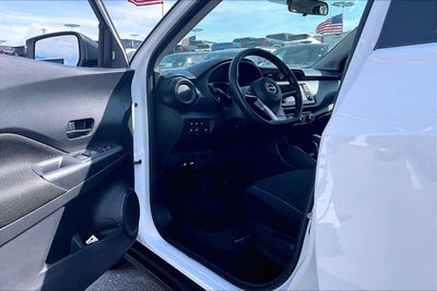 2022 Nissan Kicks S
