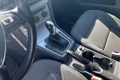 2016 Volkswagen Golf TSI S