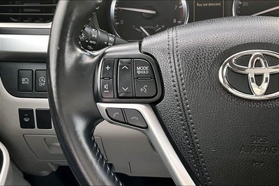 2017 Toyota Highlander XLE