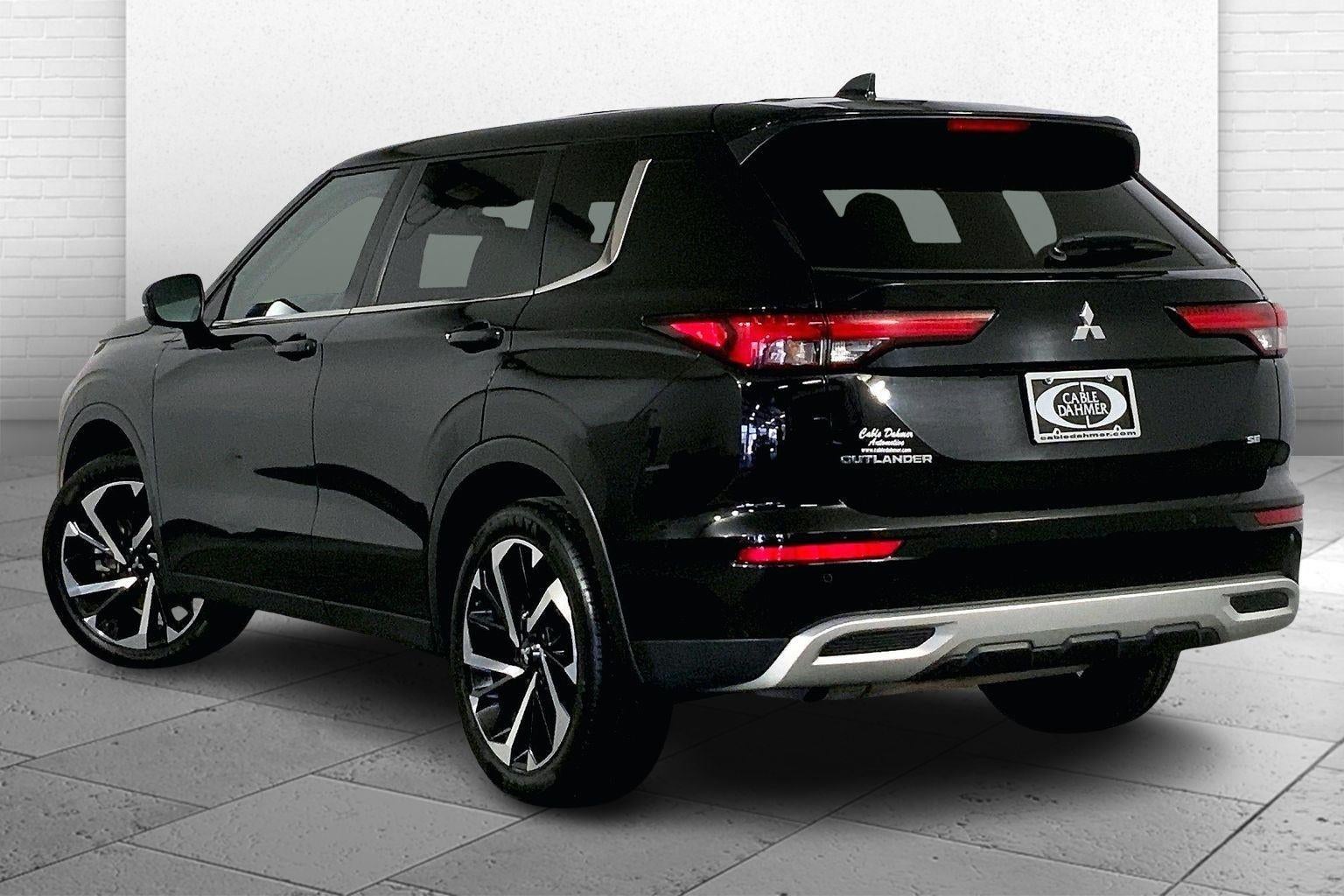 2024 Mitsubishi Outlander SE