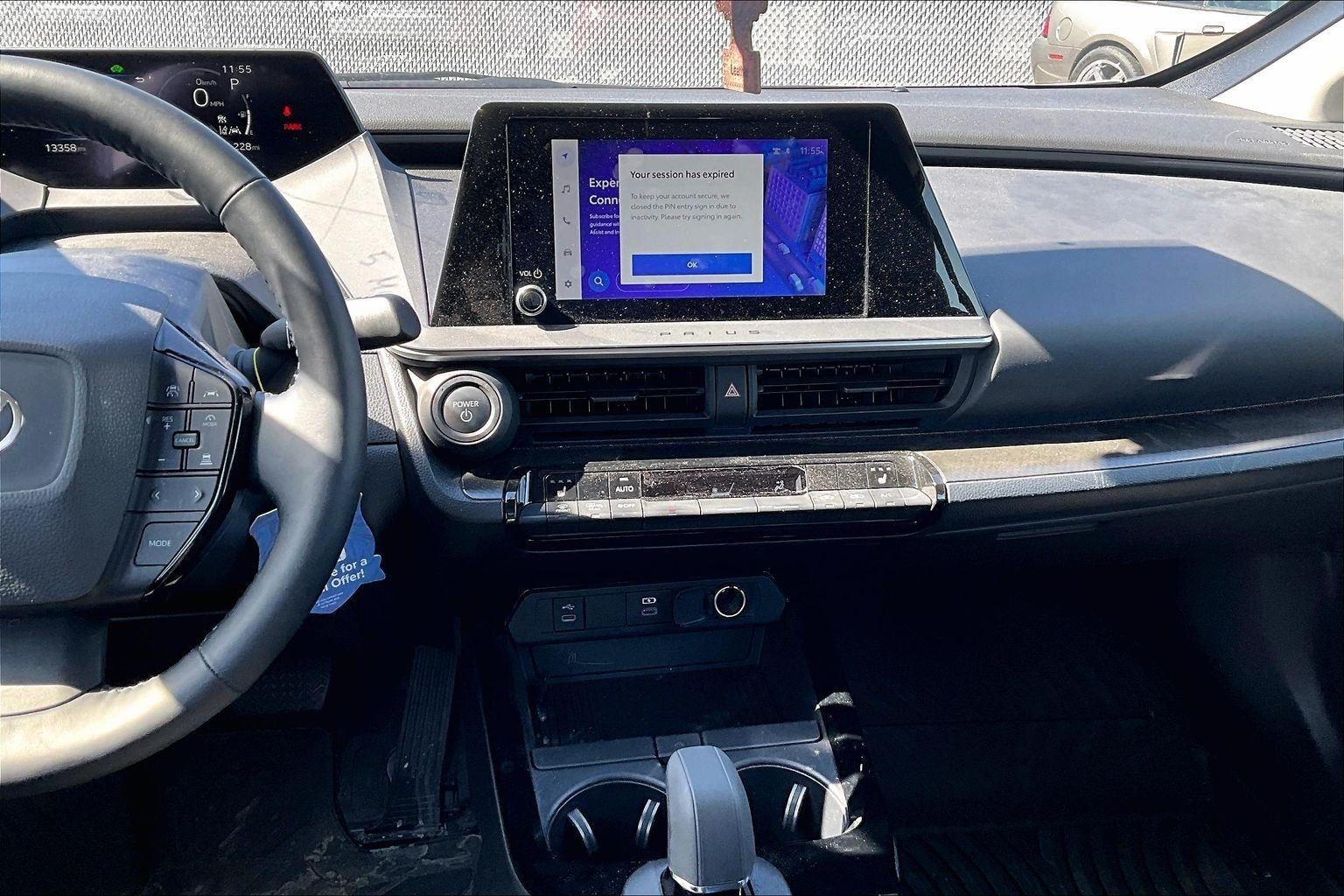 2025 Toyota Prius LE