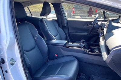 2025 Toyota Prius LE