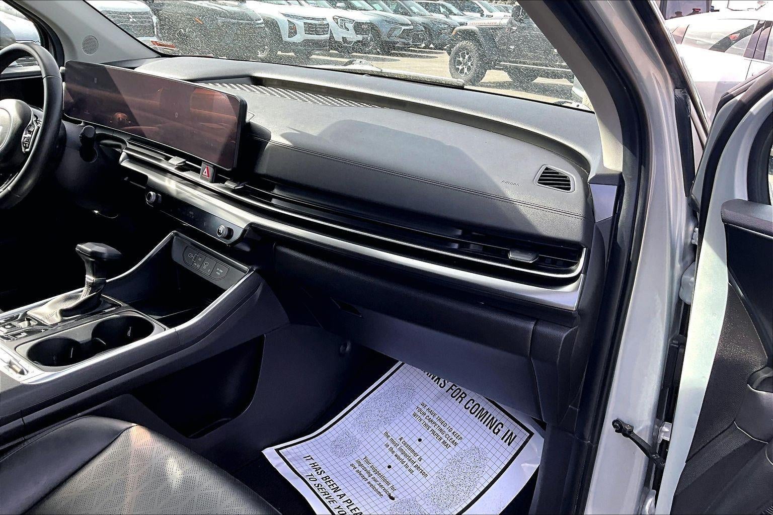 2025 Kia Carnival SX