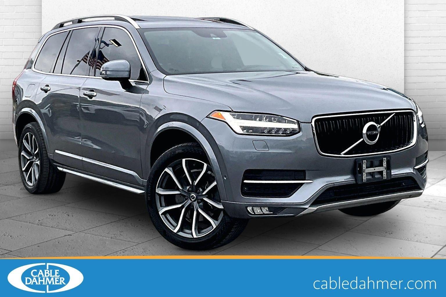 2016 Volvo XC90 T6 Momentum