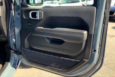 2024 Jeep Wrangler 4-Door Sahara 4x4