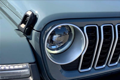 2024 Jeep Wrangler 4-Door Sahara 4x4