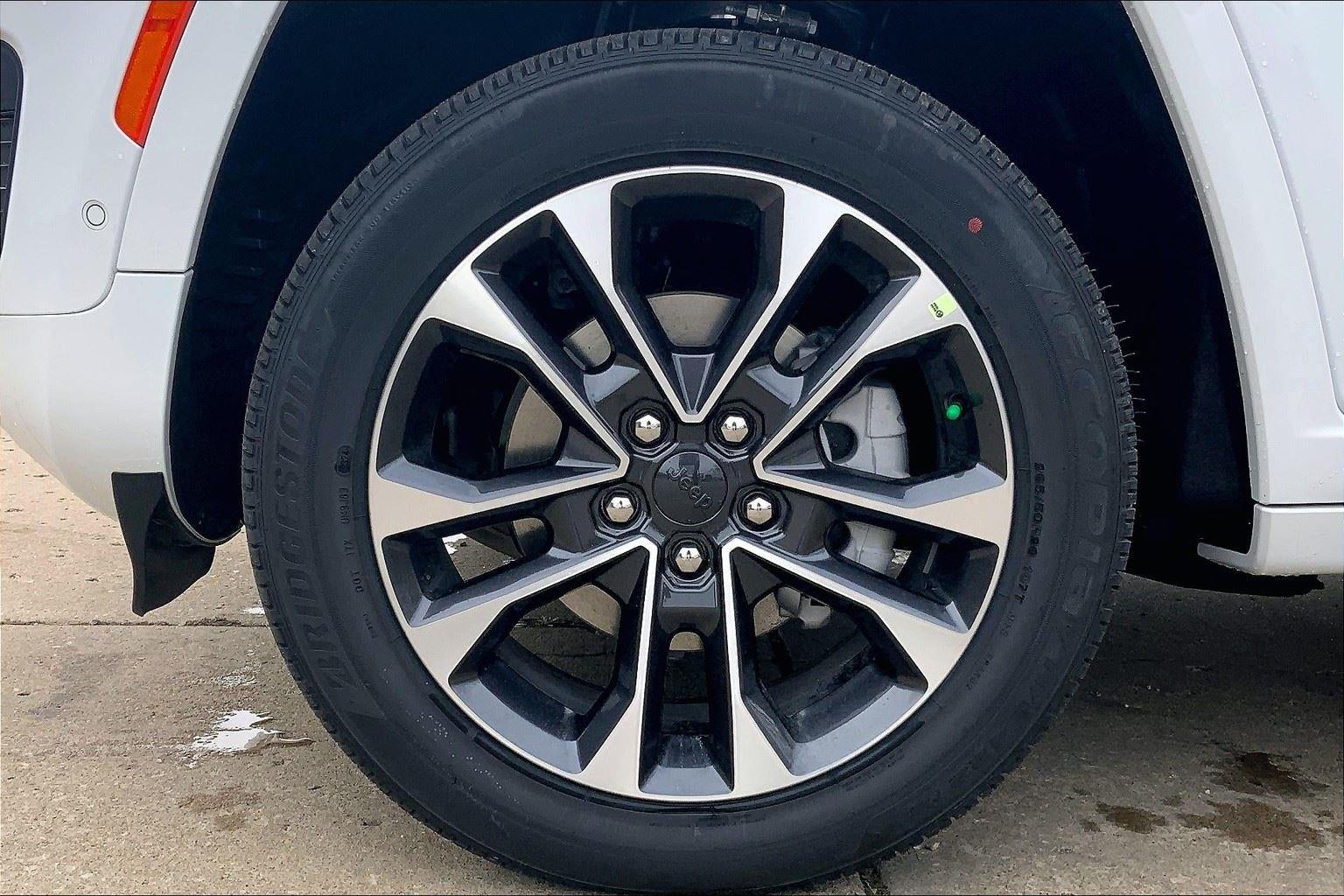 2025 Jeep Grand Cherokee Overland 4x4