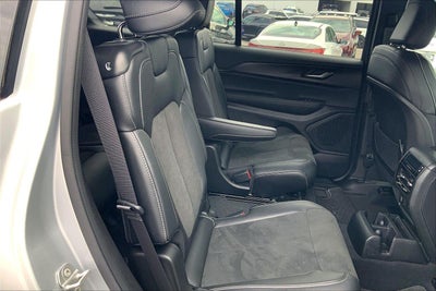 2025 Jeep Grand Cherokee L Altitude X 4x4