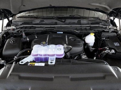 2017 RAM 1500 Laramie Crew Cab 4x4 5'7' Box