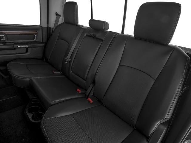 2017 RAM 1500 Laramie Crew Cab 4x4 5'7' Box