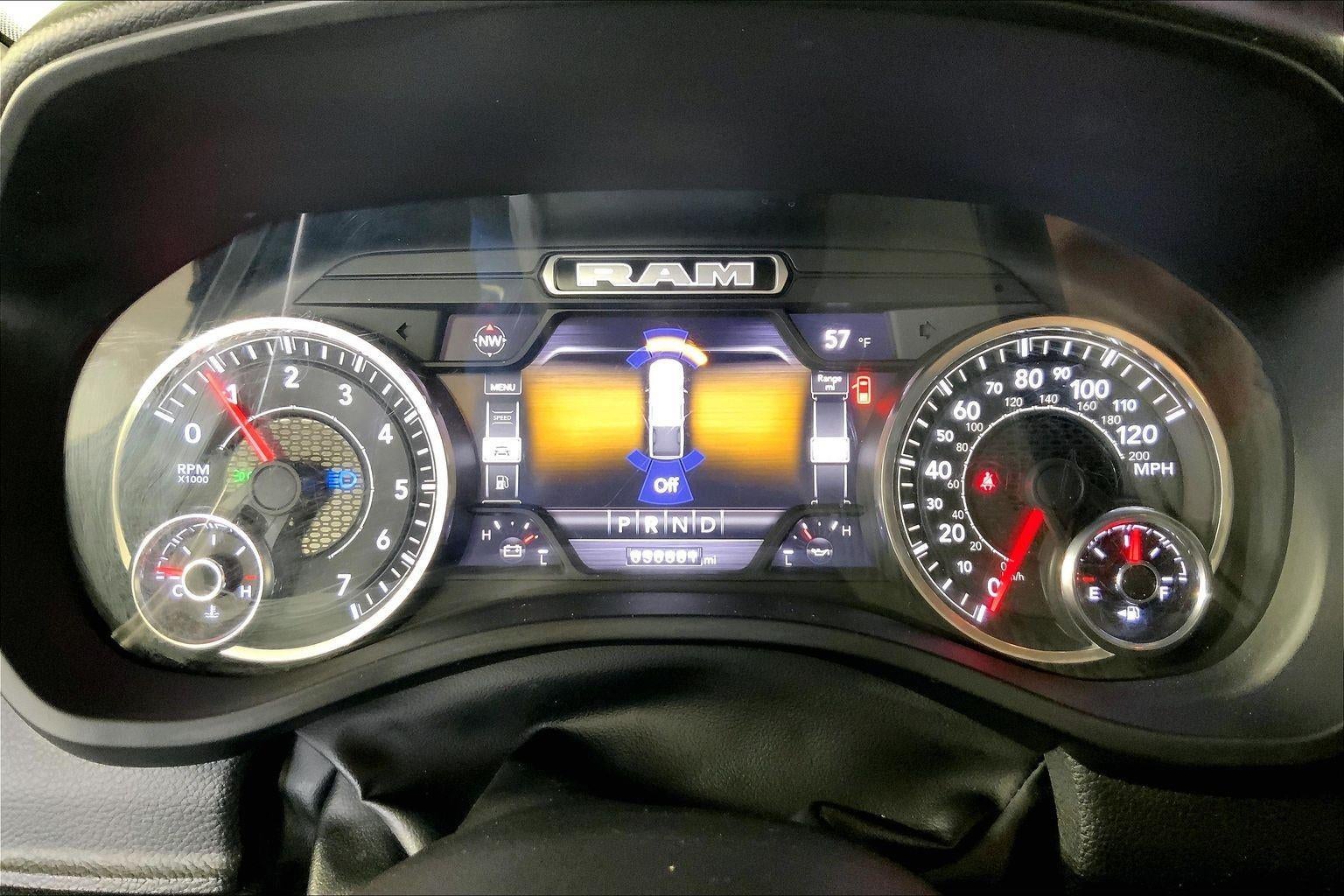 2022 RAM 1500 Big Horn Crew Cab 4x4 5'7' Box