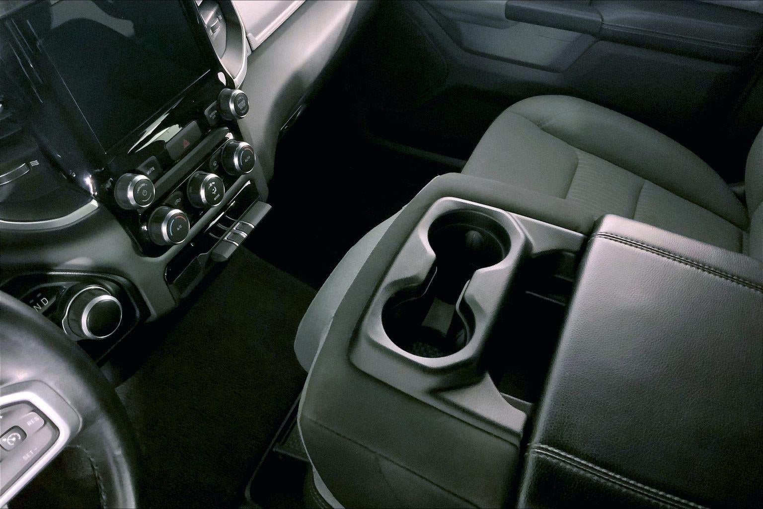 2022 RAM 1500 Big Horn Crew Cab 4x4 6'4' Box