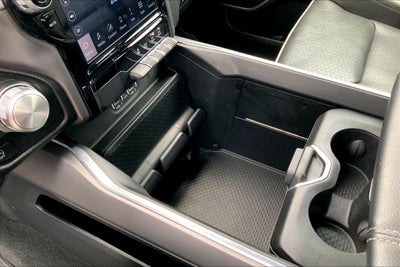 2023 RAM 1500 Laramie Crew Cab 4x4 5'7' Box