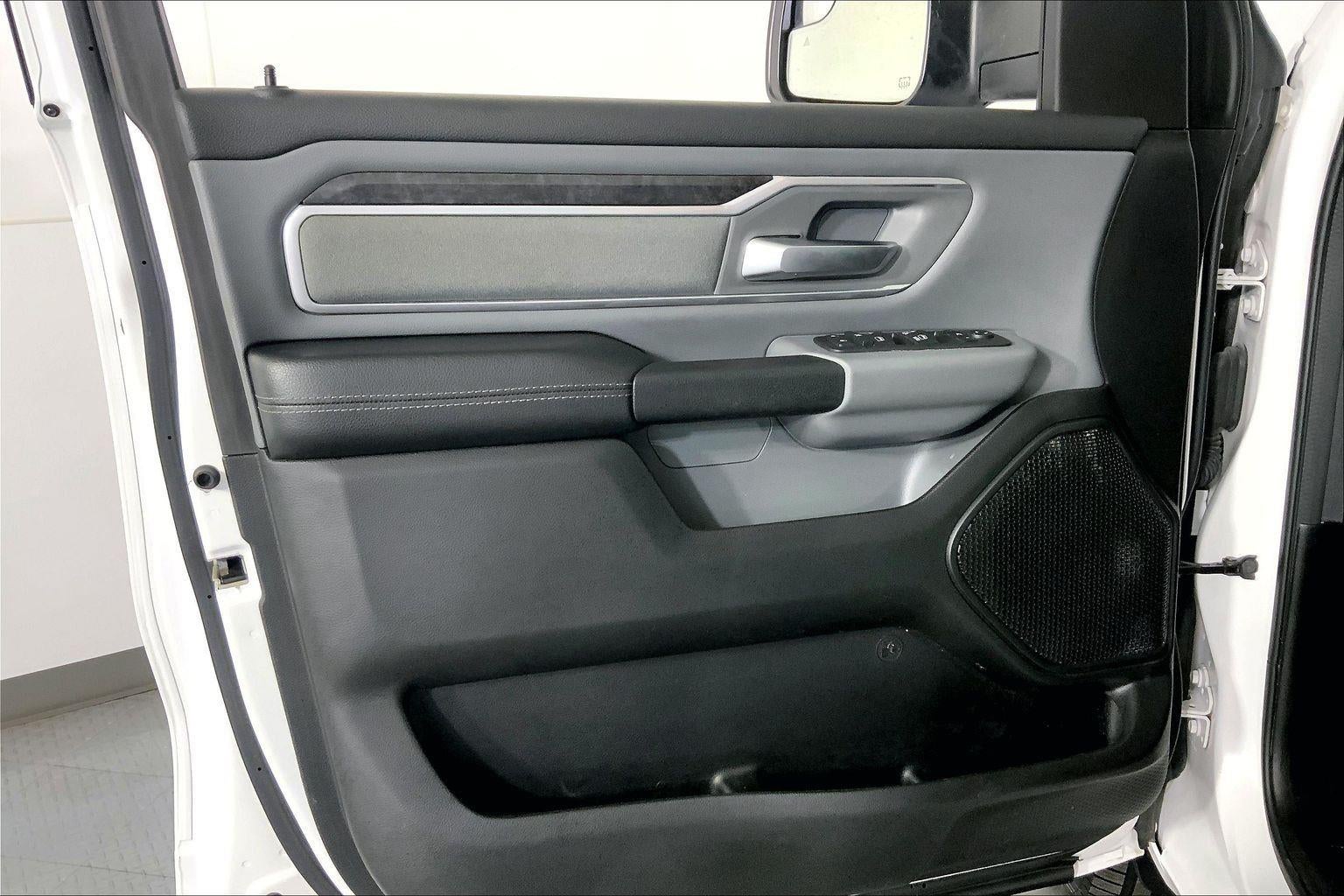 2023 RAM 1500 Big Horn Crew Cab 4x4 6'4' Box