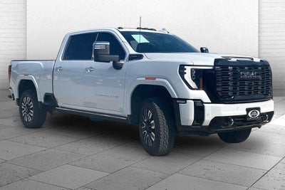 2026 GMC Sierra 2500 HD Crew Cab, Standard Bed, Denali Ultimate, 4WD
