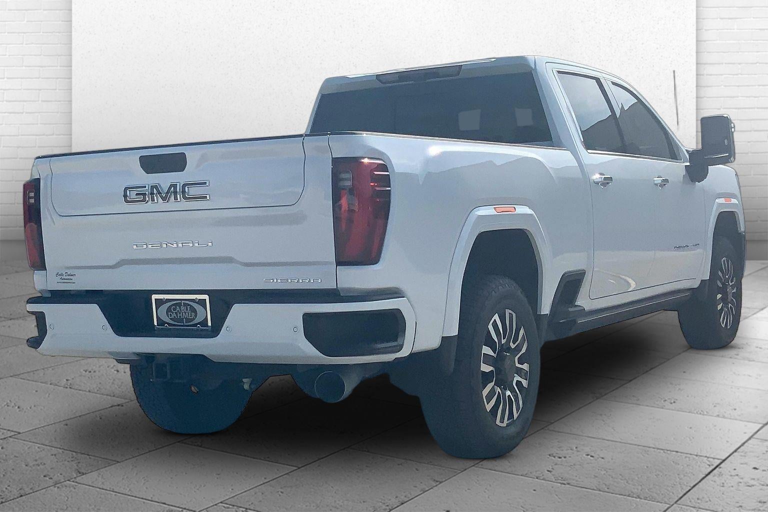 2026 GMC Sierra 2500 HD Crew Cab, Standard Bed, Denali Ultimate, 4WD