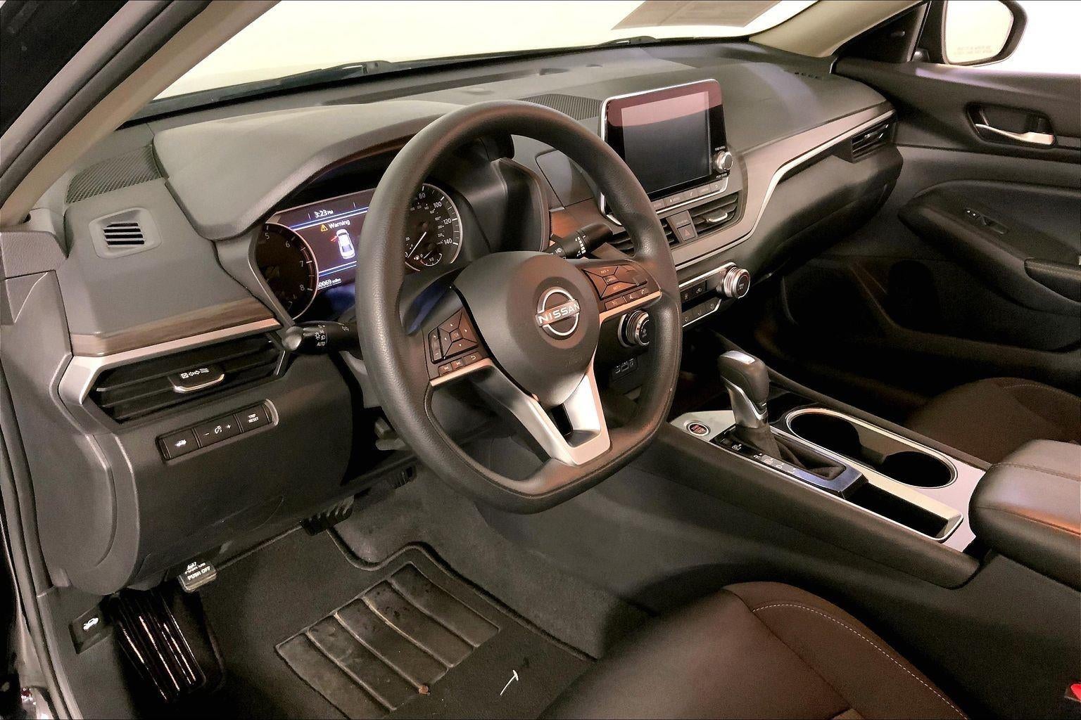 2024 Nissan Altima SV FWD