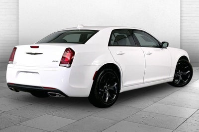 2023 Chrysler 300 Touring