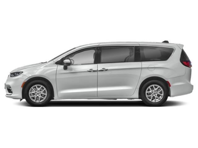 Used 2024 Chrysler Pacifica Touring L with VIN 2C4RC1BG7RR144405 for sale in Kansas City