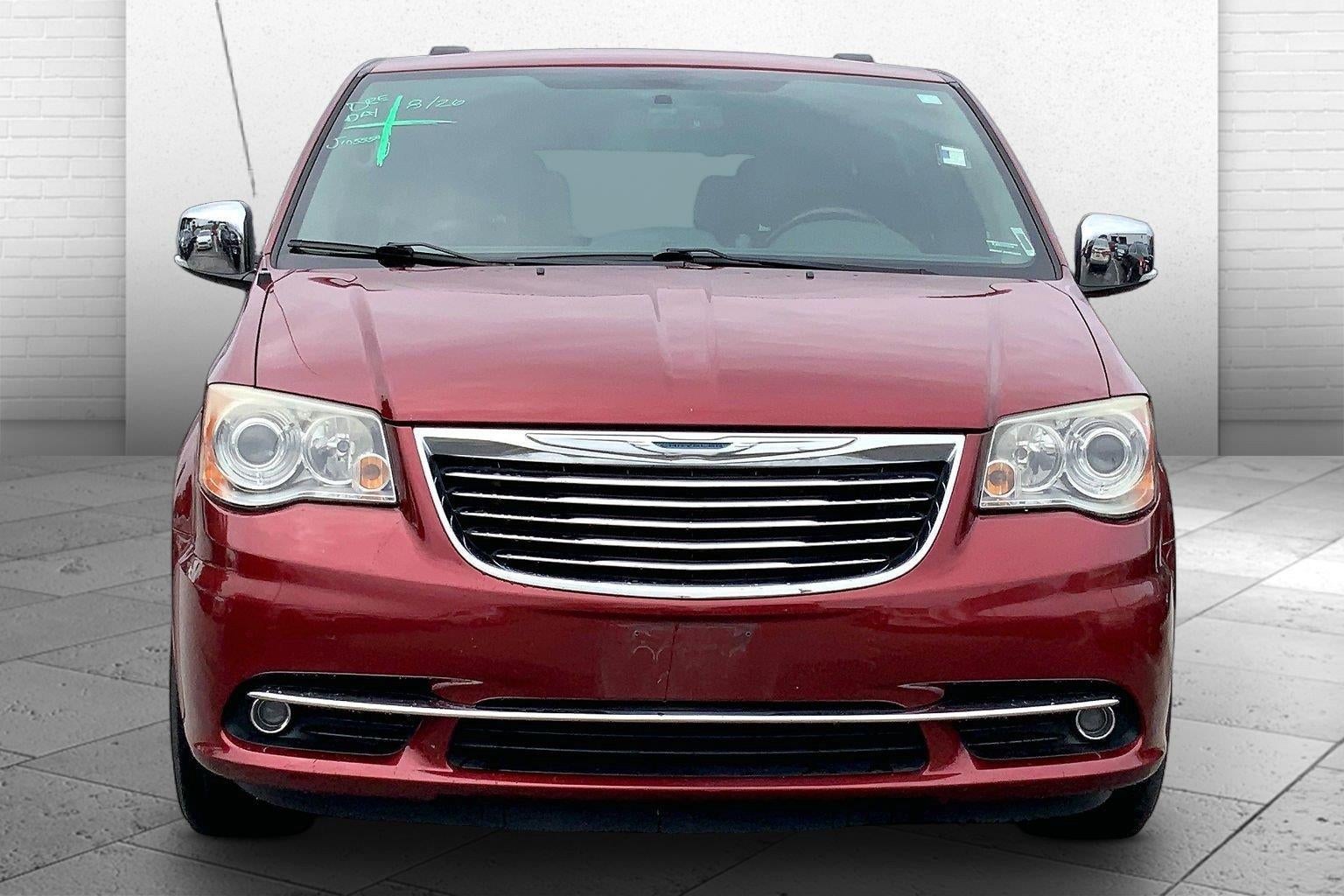 2012 Chrysler Town & Country Limited