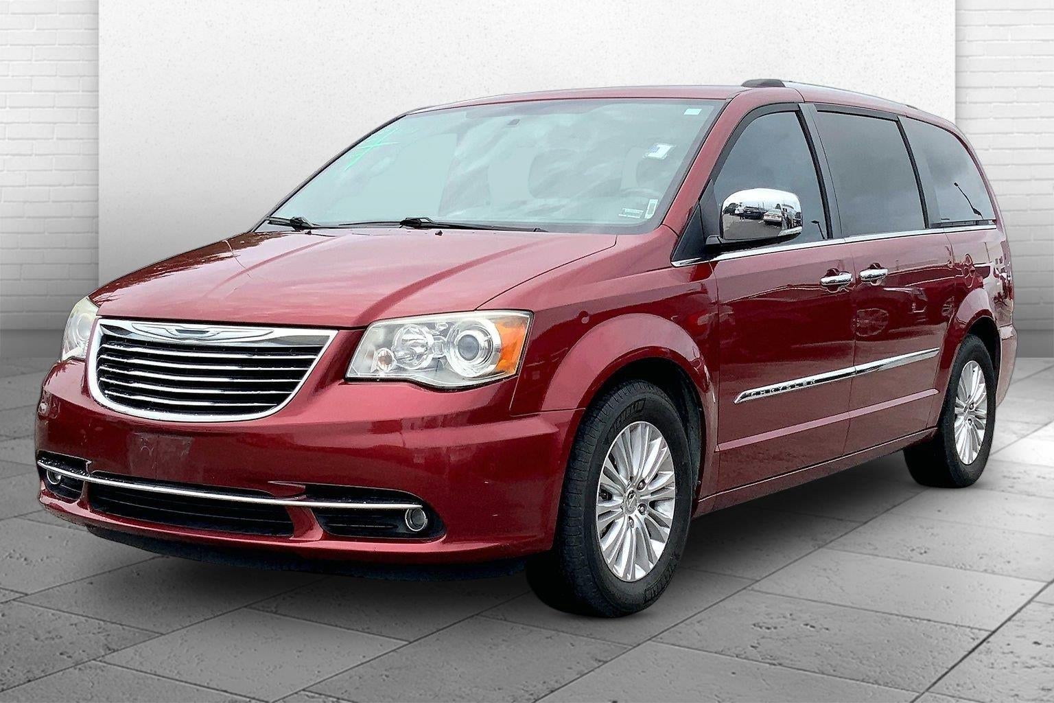2012 Chrysler Town & Country Limited