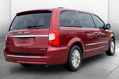 2012 Chrysler Town & Country Limited