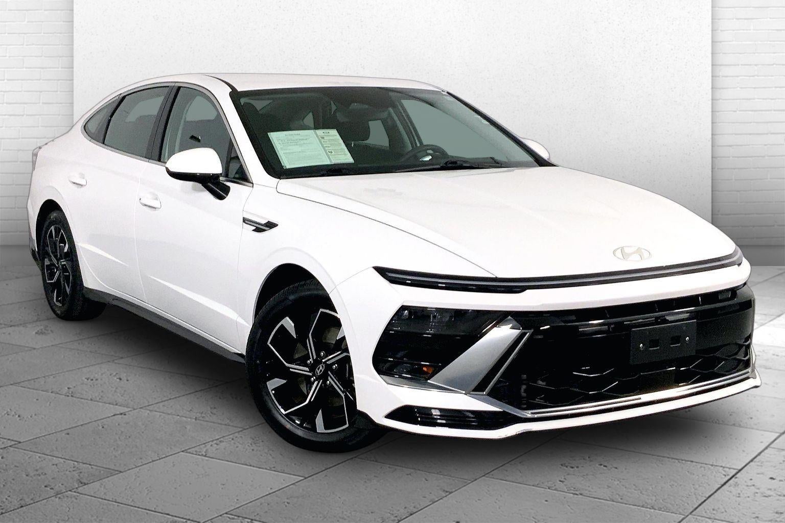 2025 Hyundai Sonata SEL's photo