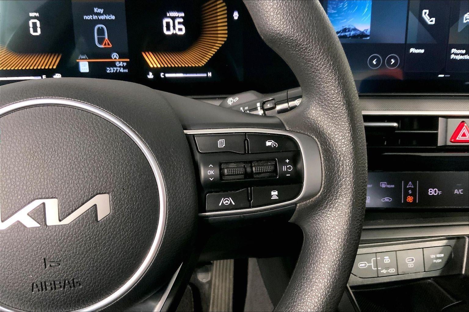 2025 Kia K5 LXS