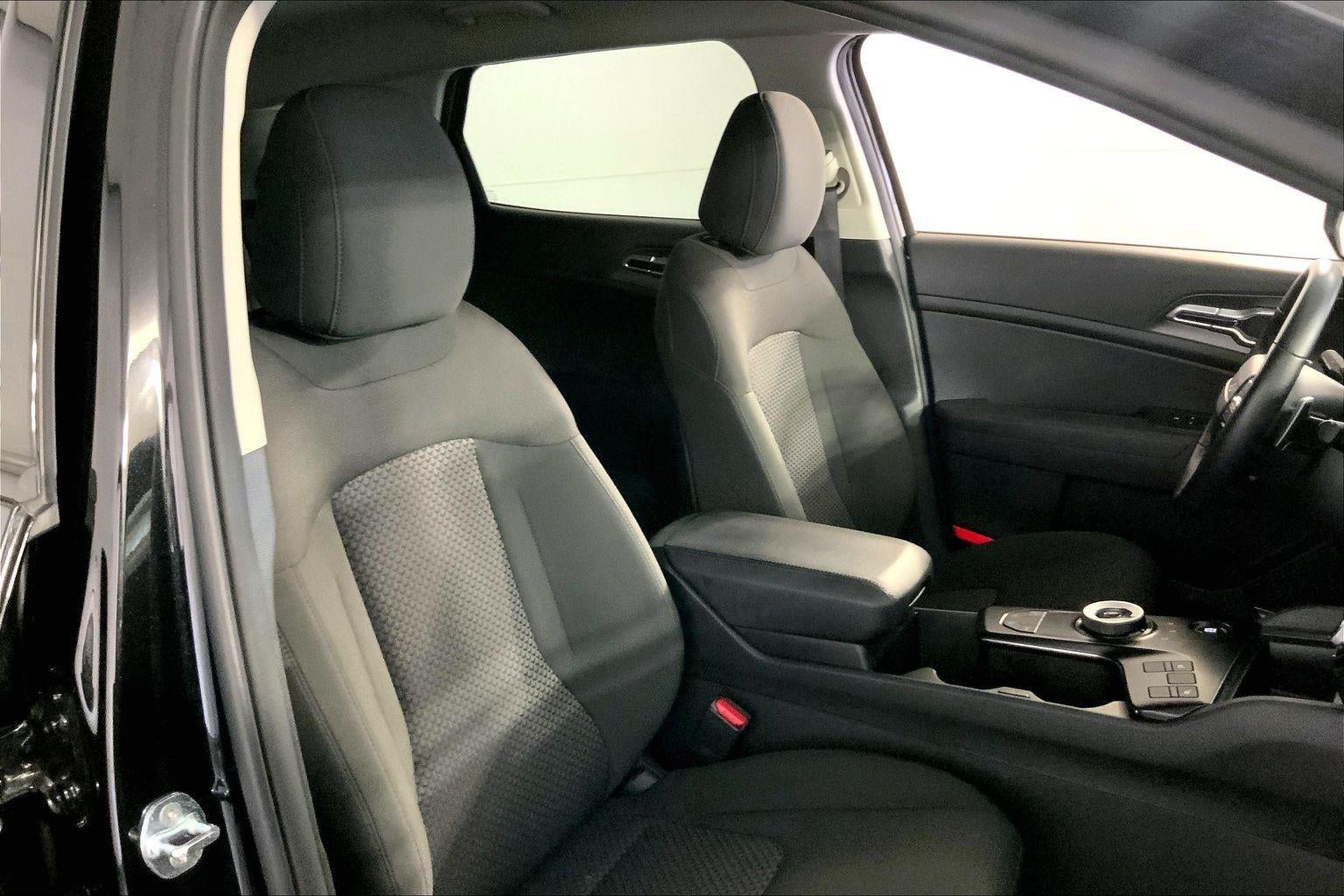2026 Kia Sportage Hybrid S