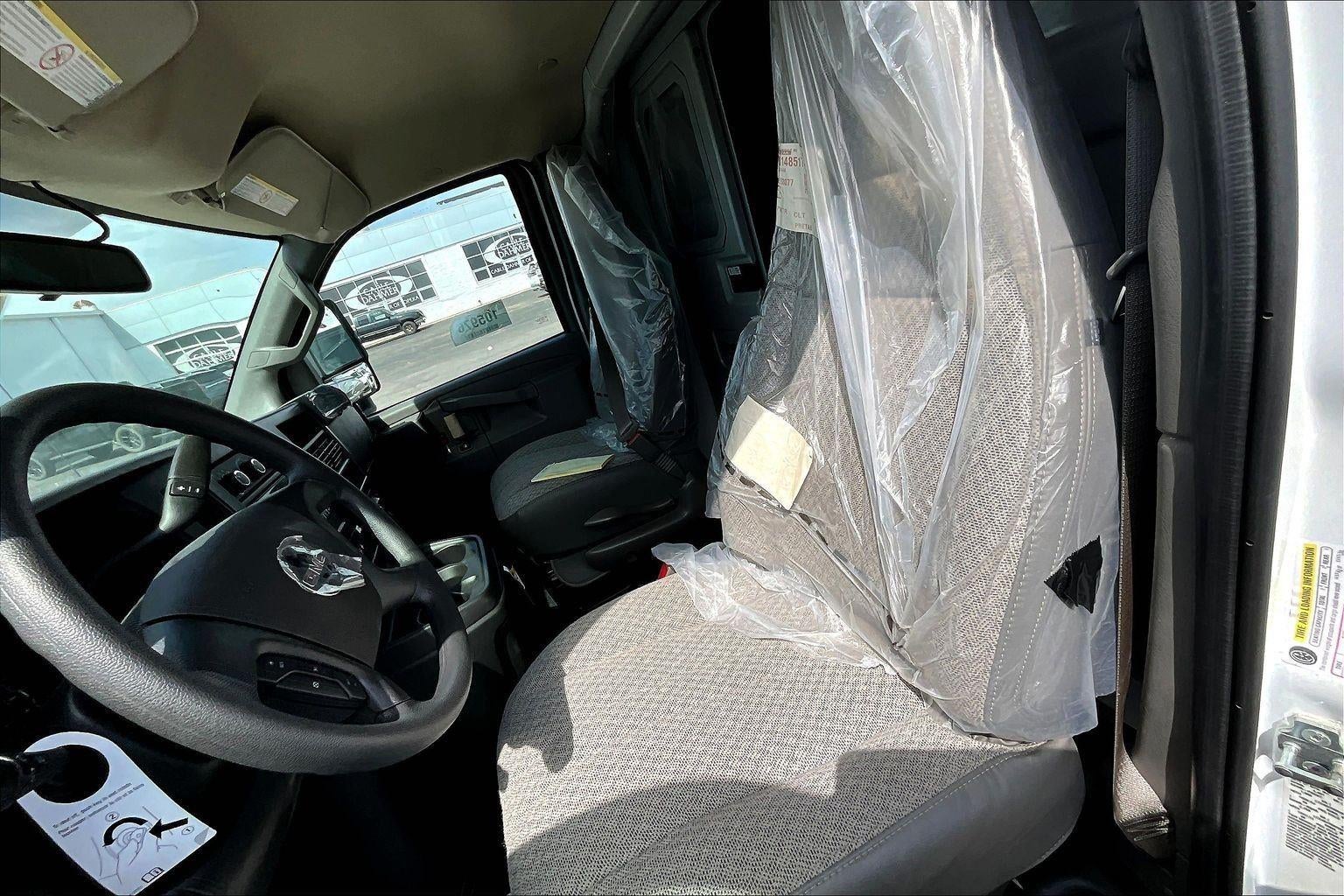 2026 GMC Savana Cutaway 3500 1WT