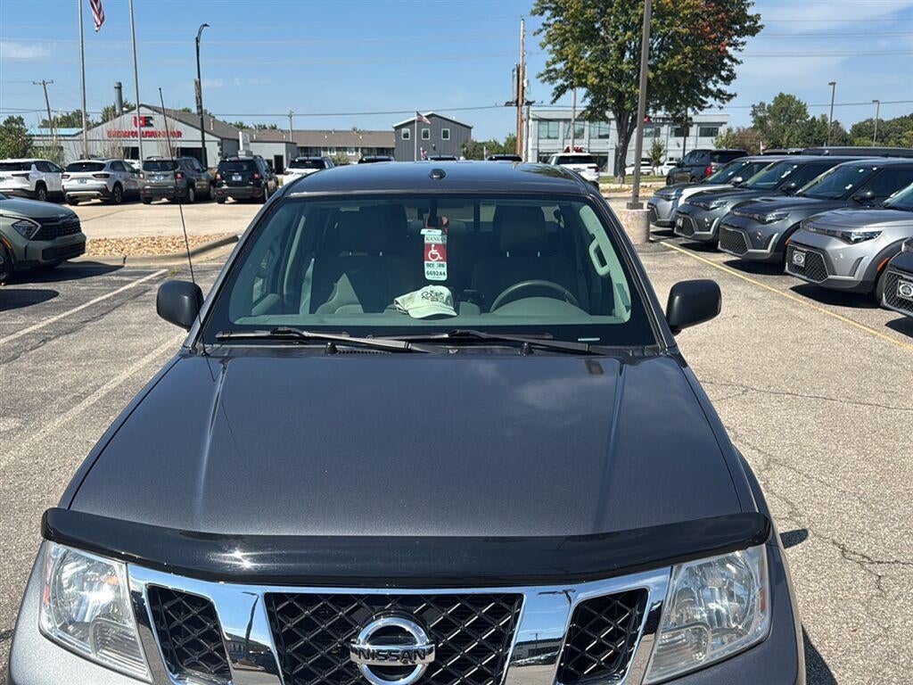 2016 Nissan Frontier SV