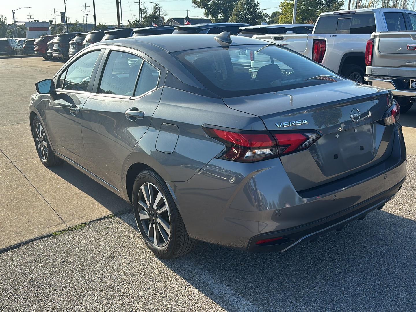 2025 Nissan Versa SV