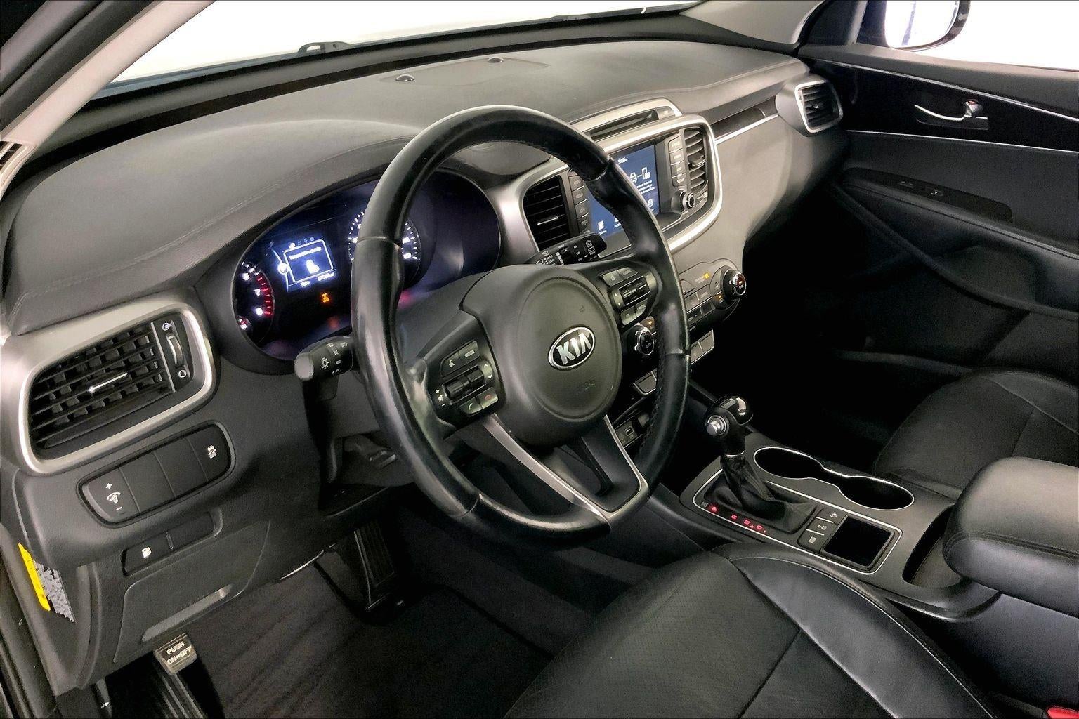 2017 Kia Sorento LX