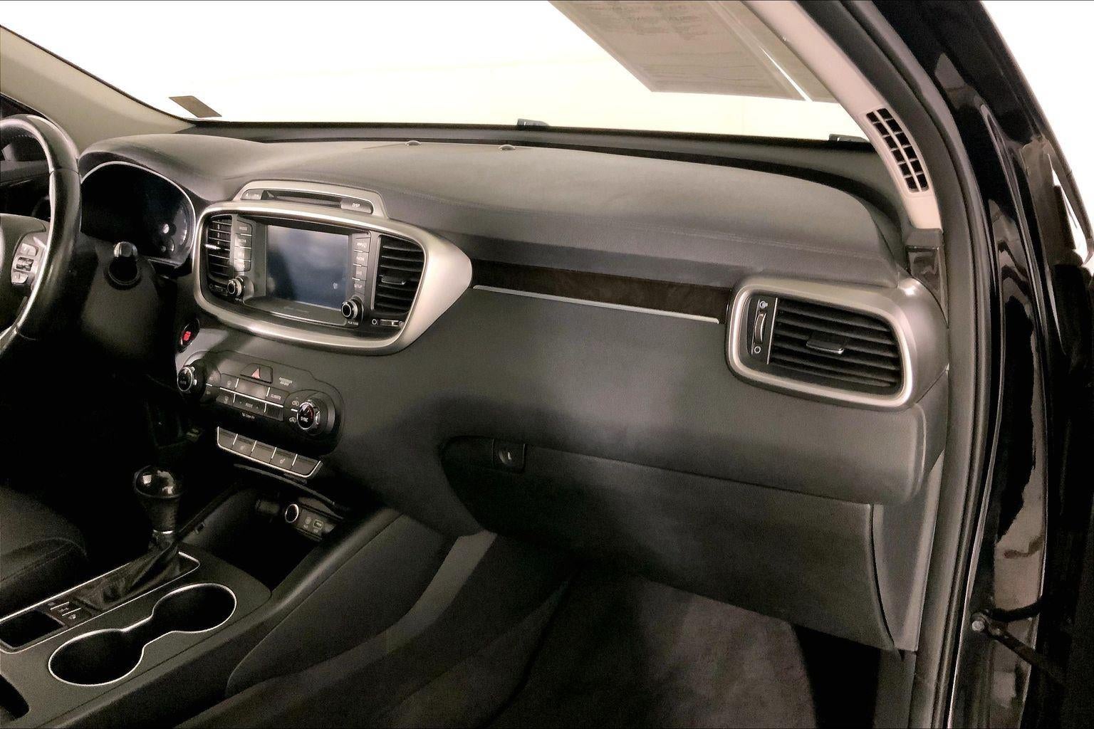 2017 Kia Sorento LX
