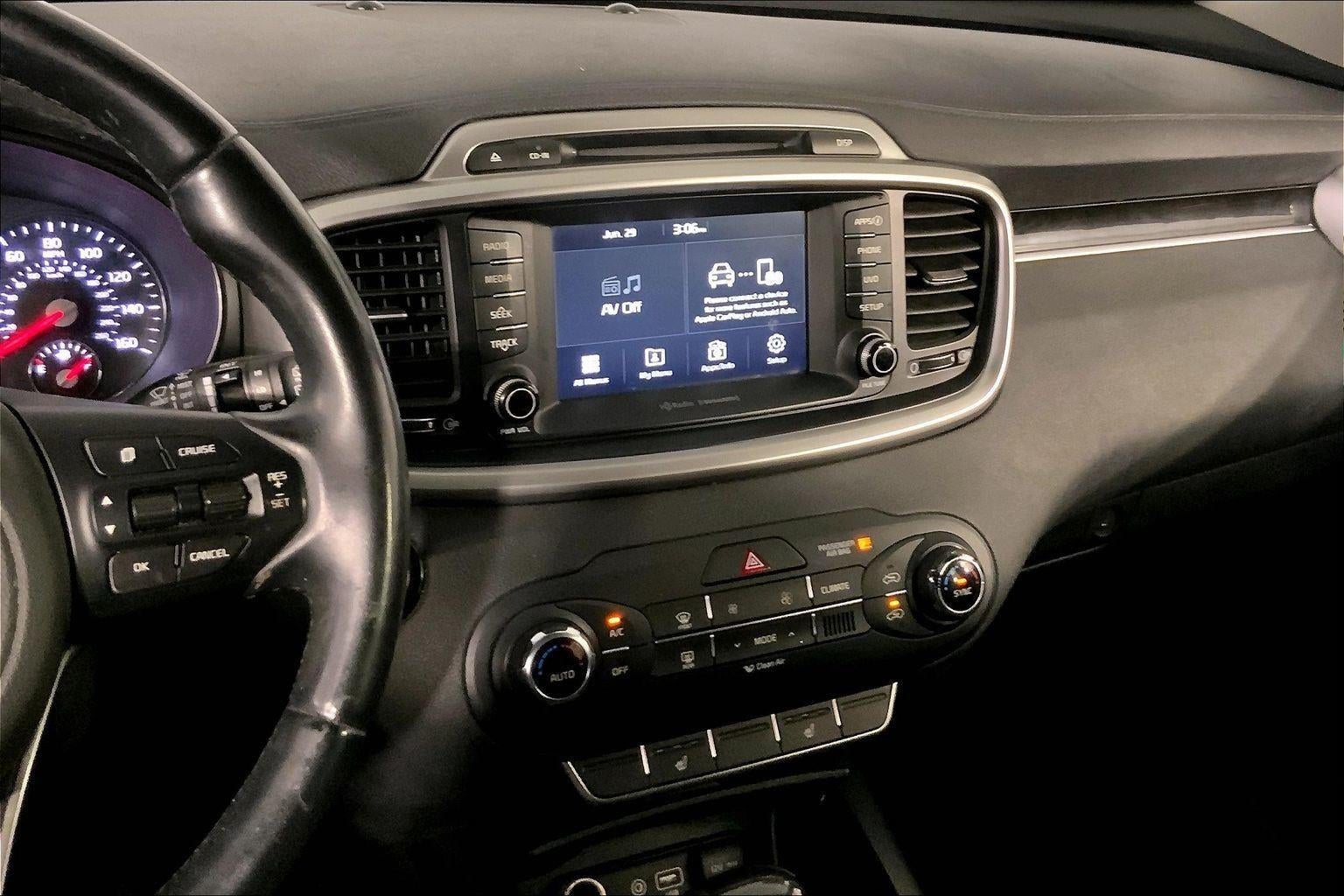 2017 Kia Sorento LX