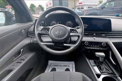 2025 Hyundai Elantra SEL Convenience