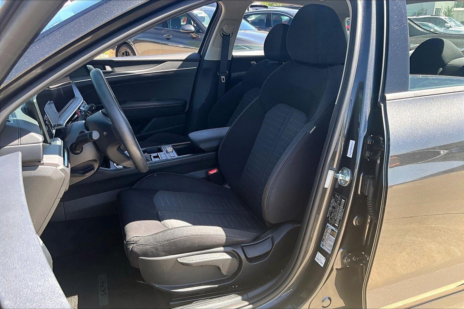 2025 Kia K5 LXS