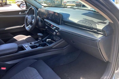 2025 Kia K5 LXS