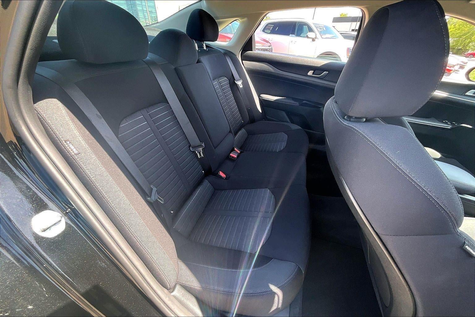 2025 Kia K5 LXS