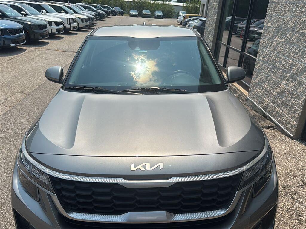 2023 Kia SELTOS LX