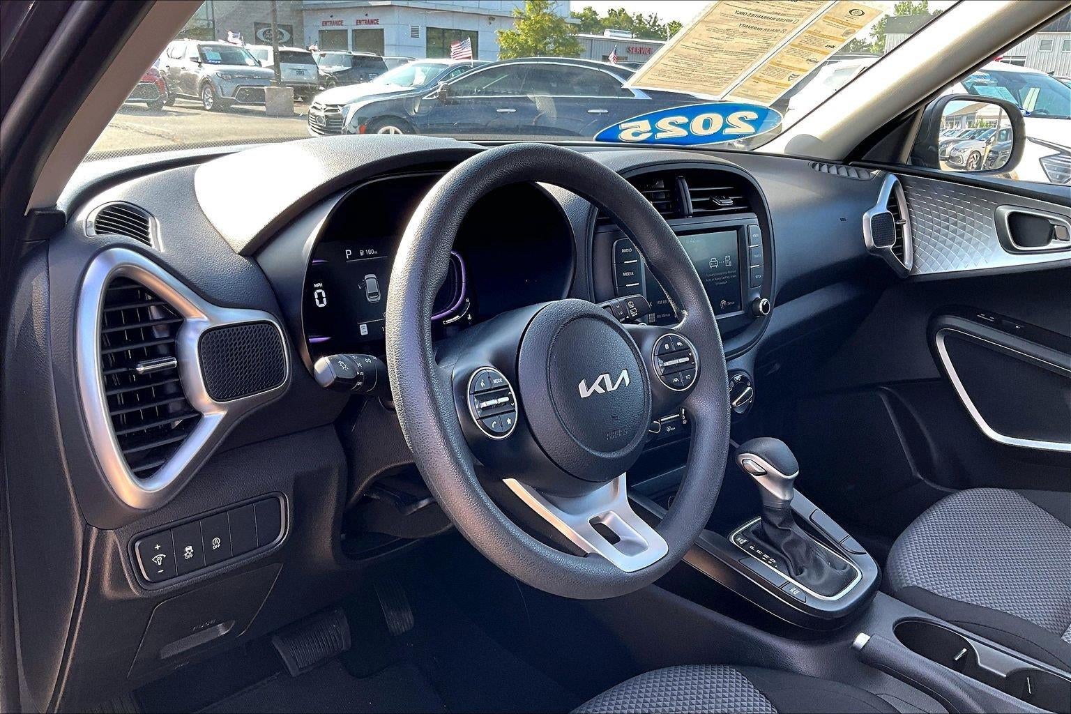 2025 Kia Soul LX
