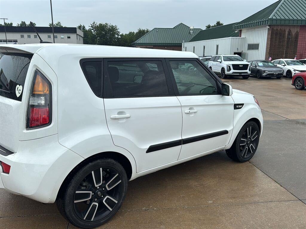 2011 Kia Soul +