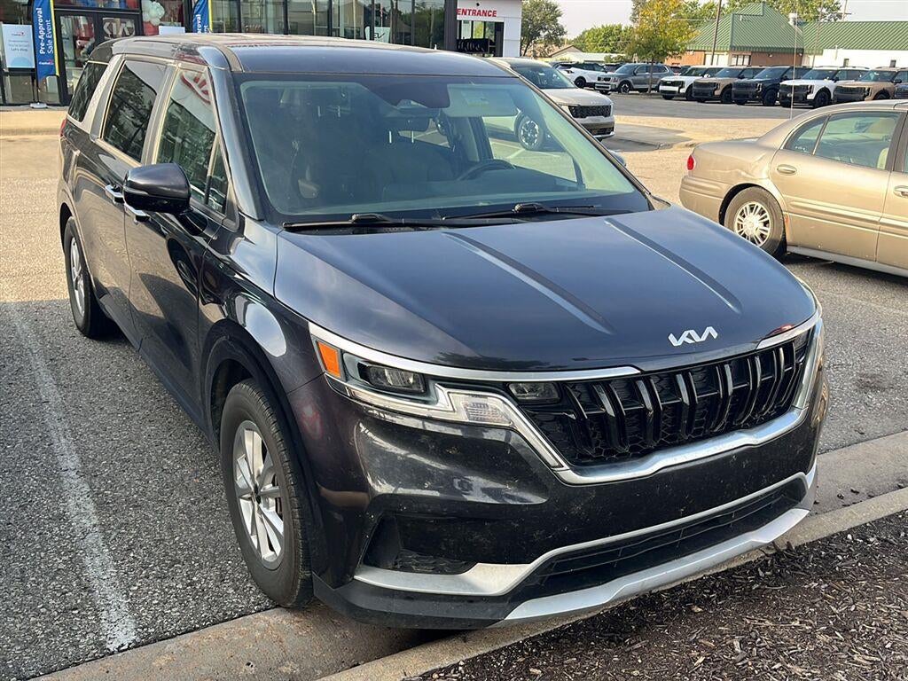 2022 Kia Carnival LX