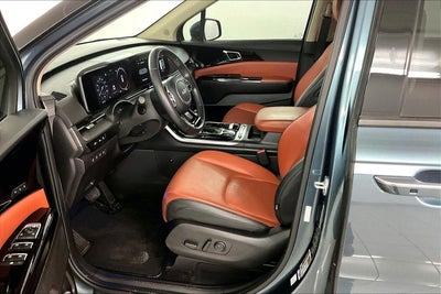 2024 Kia Carnival SX