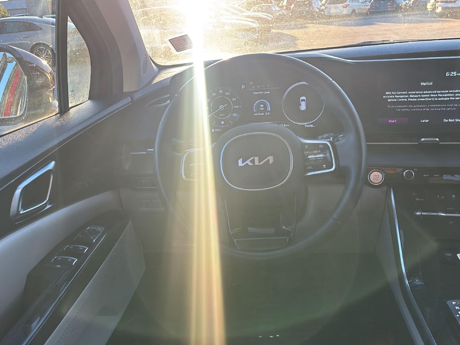 2024 Kia Carnival SX