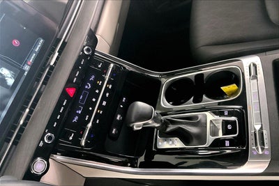 2023 Kia Carnival SX