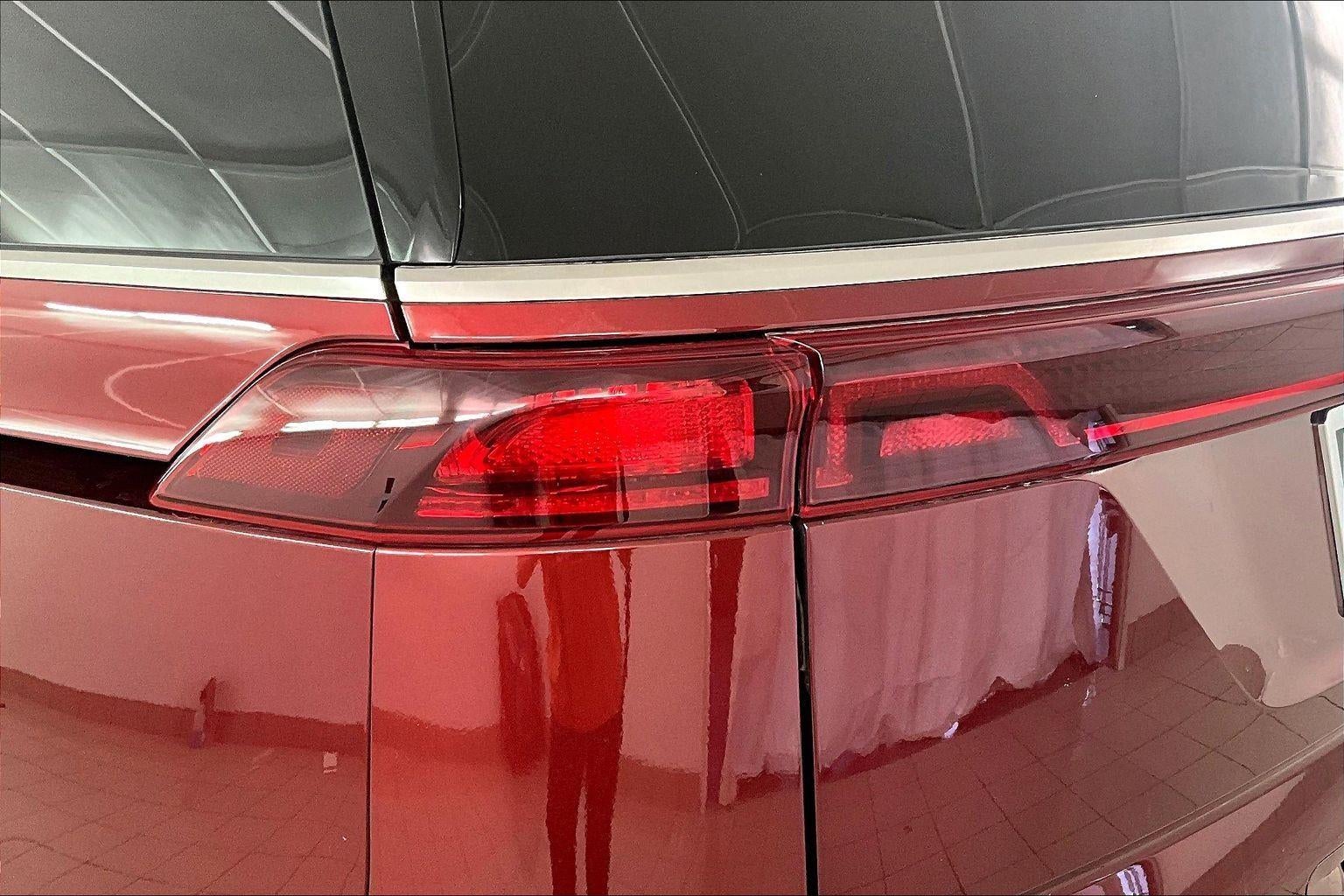 2023 Kia Carnival SX