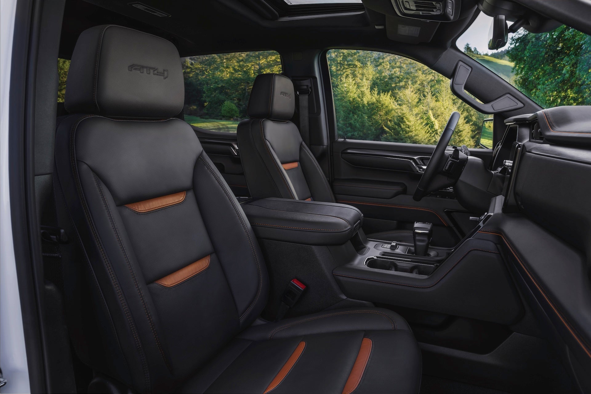 GMC Sierra 1500 AT4 interior